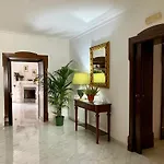 Casa Intera Con Terrazzo