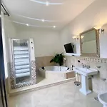 Casa Intera Con Terrazzo Nápoles