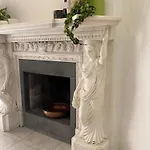 Casa Intera Con Terrazzo Nápoles