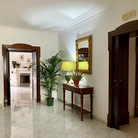 Casa Intera Con Terrazzo