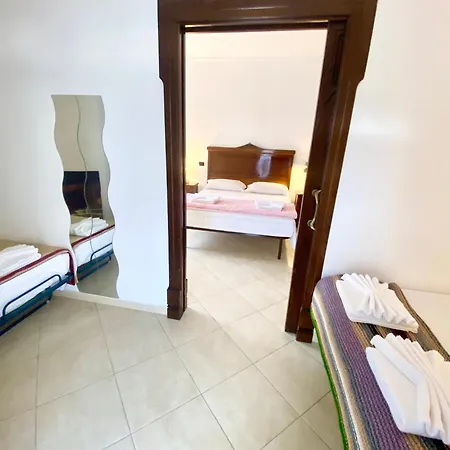 Casa Intera Con Terrazzo Apartamento Nápoles