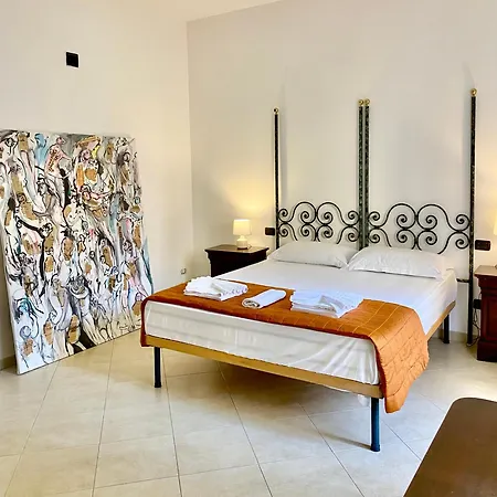 Casa Intera Con Terrazzo * Naples