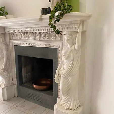 Casa Intera Con Terrazzo Nápoles