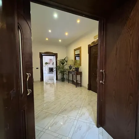Casa Intera Con Terrazzo 아파트 나폴리