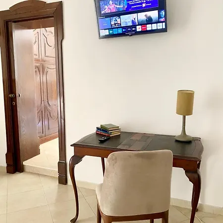 아파트 Casa Intera Con Terrazzo *
