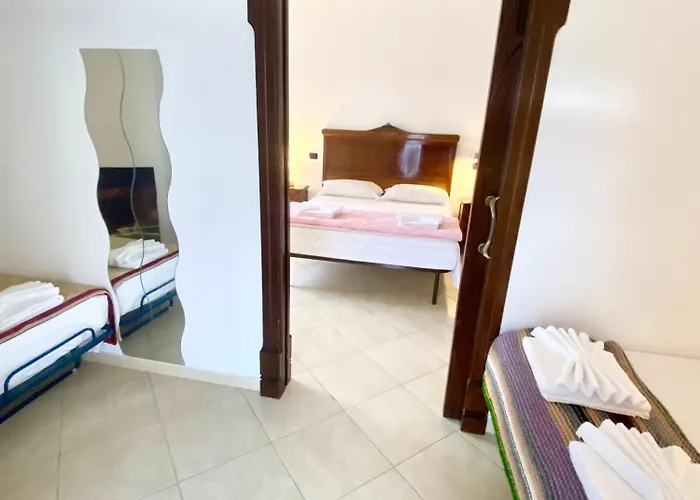 Casa Intera Con Terrazzo Appartement Naples