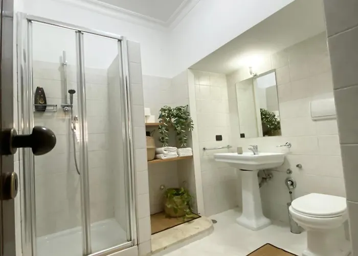 Casa Intera Con Terrazzo