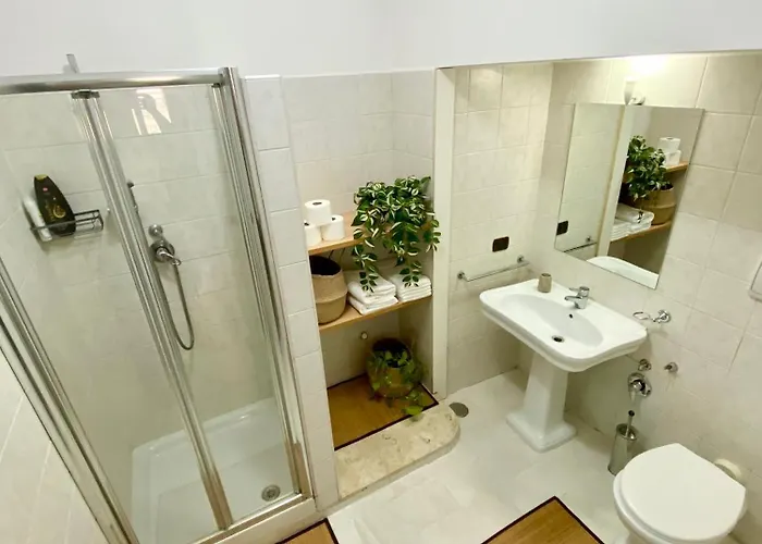 Casa Intera Con Terrazzo