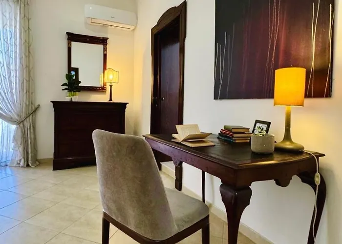 Casa Intera Con Terrazzo * Naples