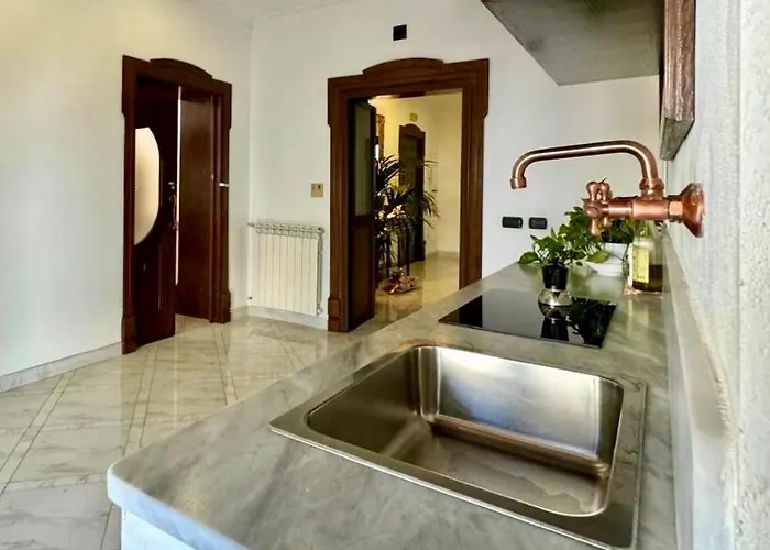 Casa Intera Con Terrazzo